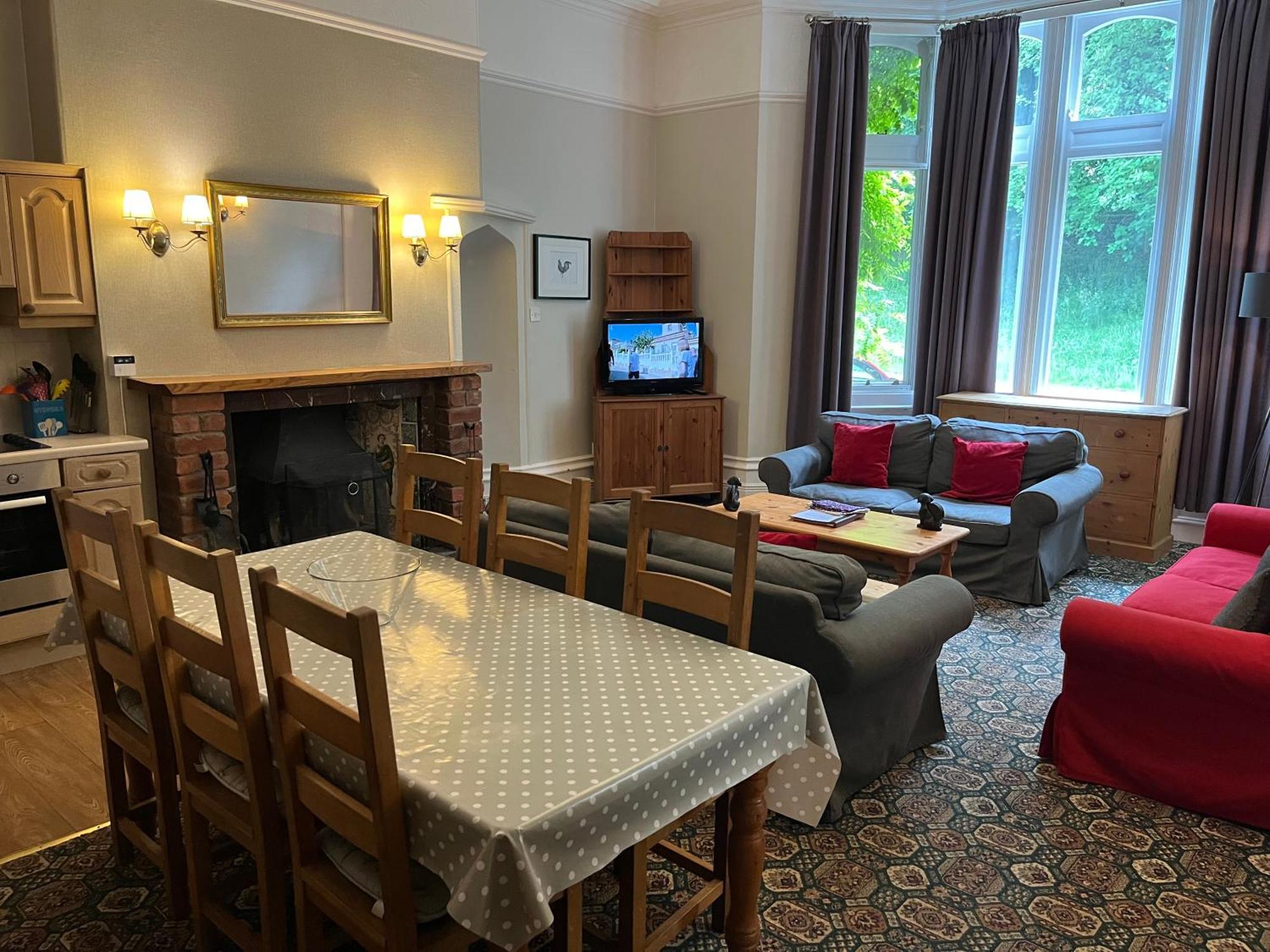 Hargate Hall Self Catering Apartment Buxton  Bagian luar foto