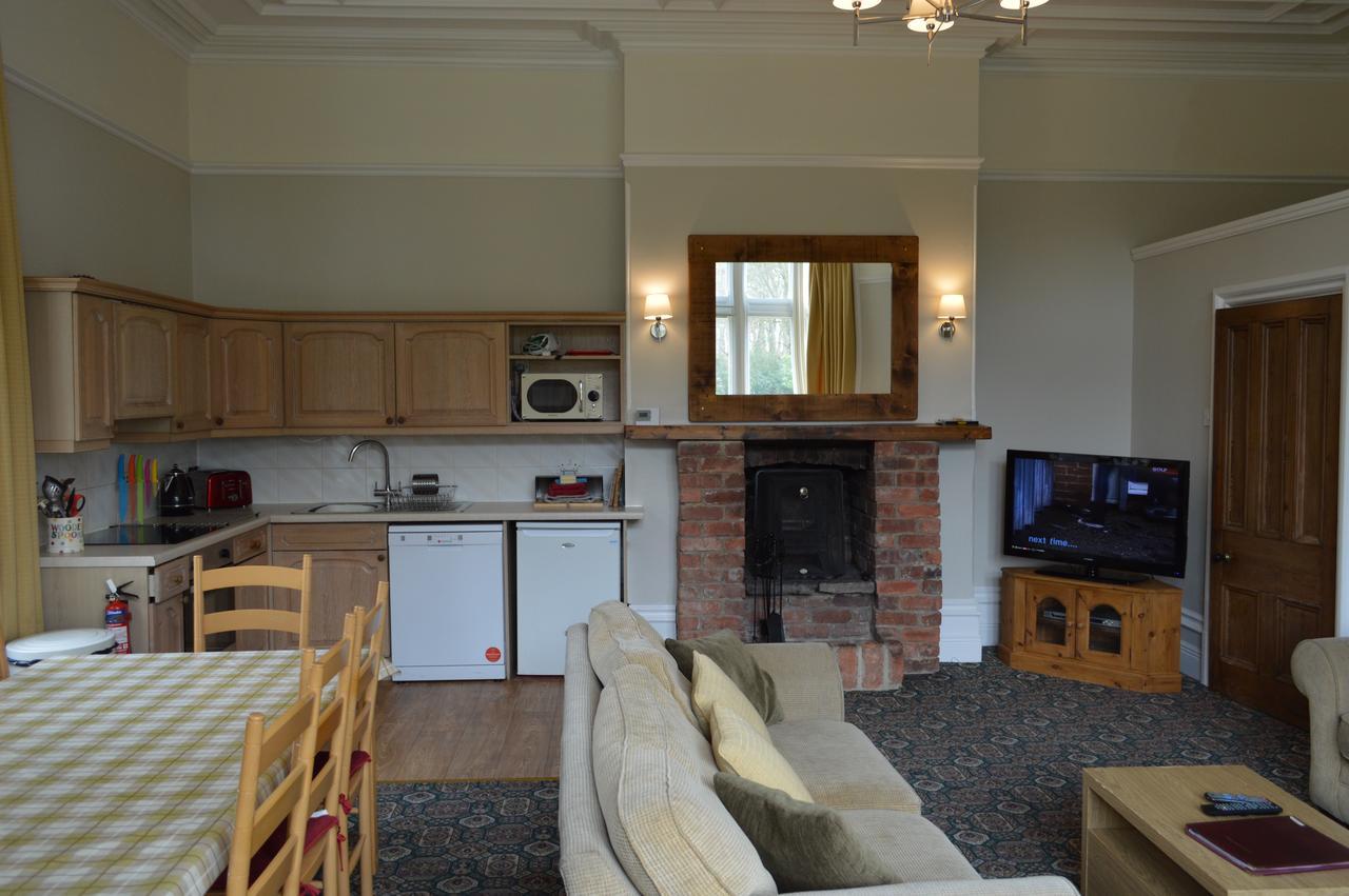 Hargate Hall Self Catering Apartment Buxton  Bagian luar foto